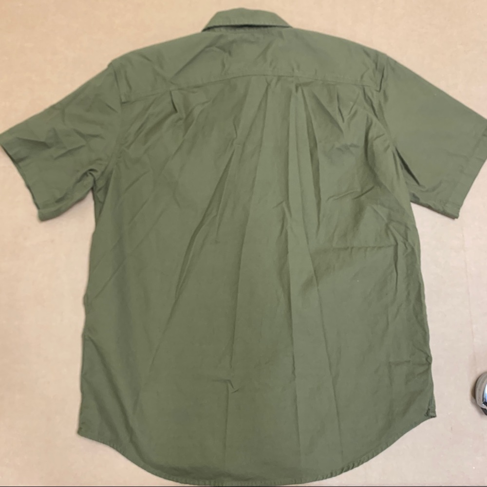 Carhartt button down - Picture 7 of 7